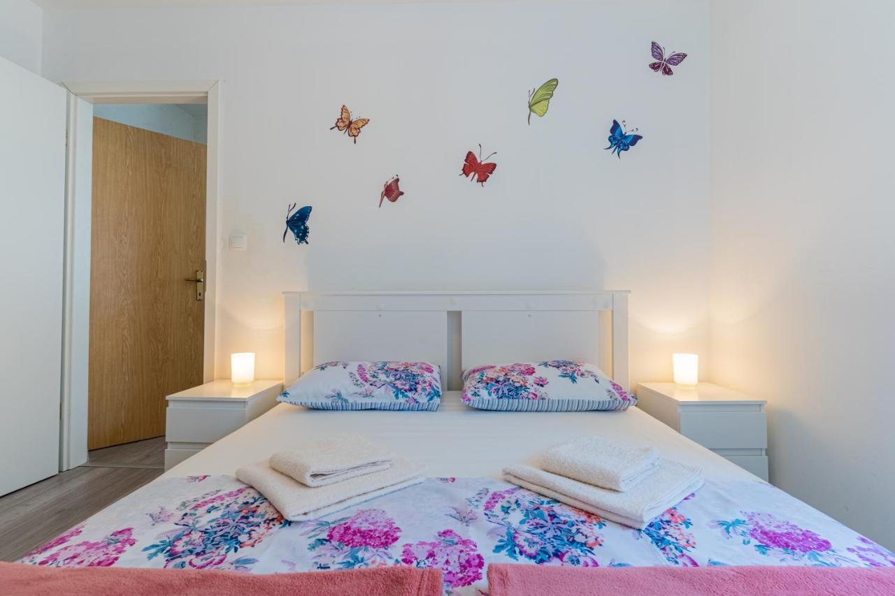 Apartman Antonija Cres Esterno foto